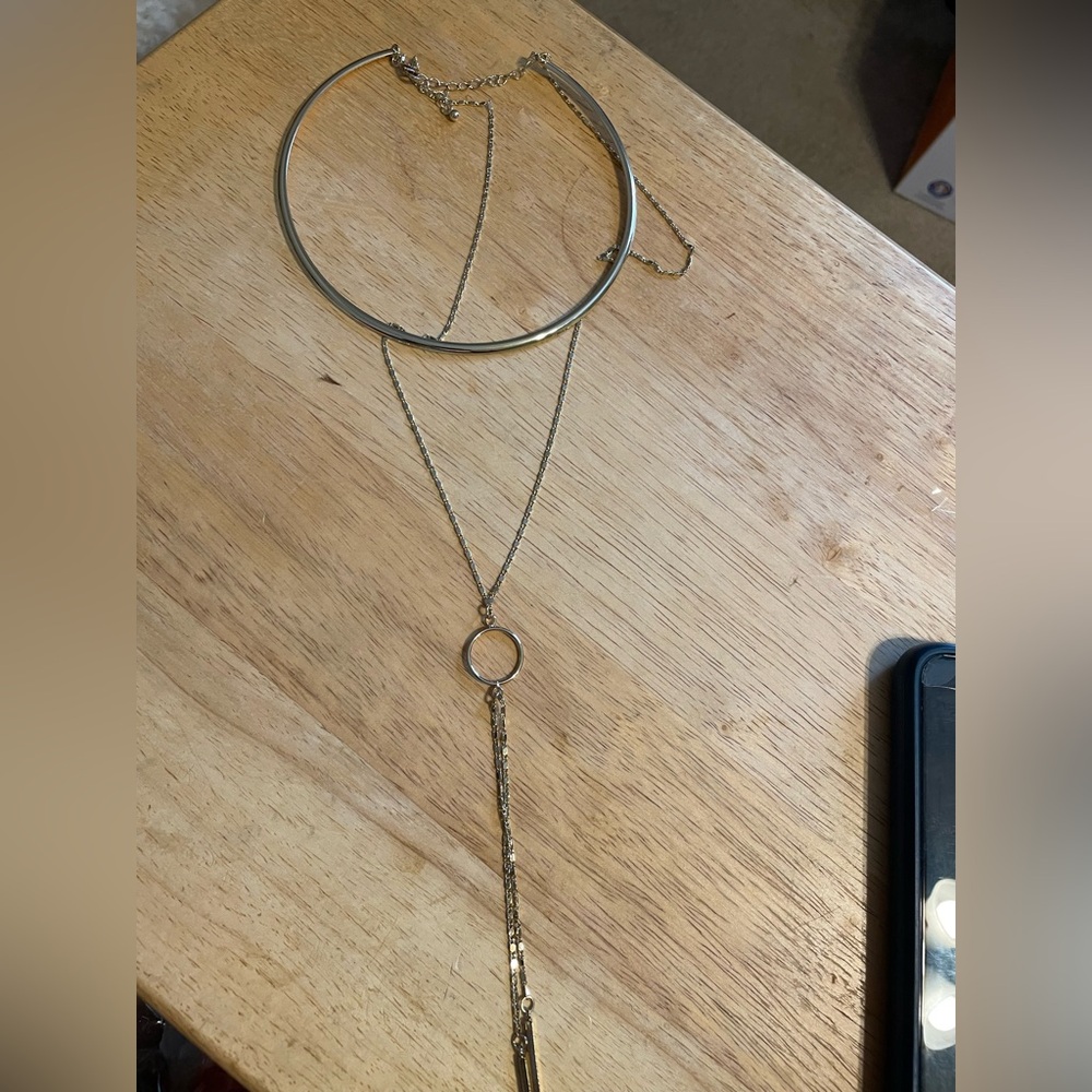 Elegant Gold choker Necklace with Pendant